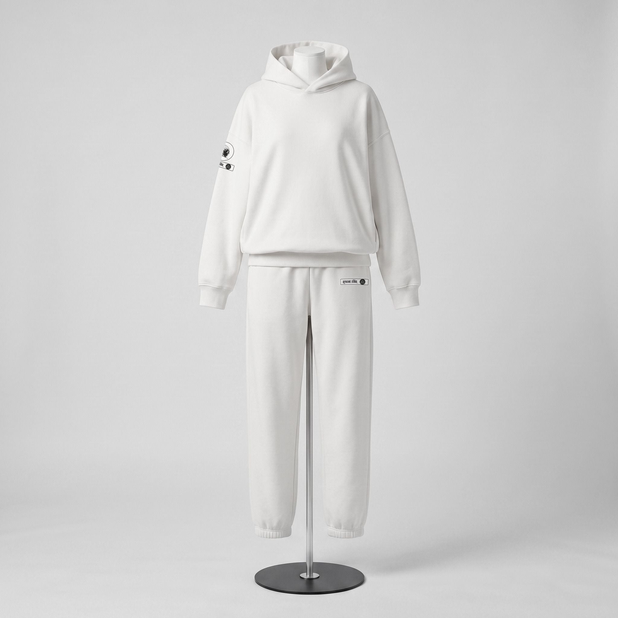 APACHE STAR® GLOBETROTTER Dubai set in White — Iconic Pants with matching hoodie, front view