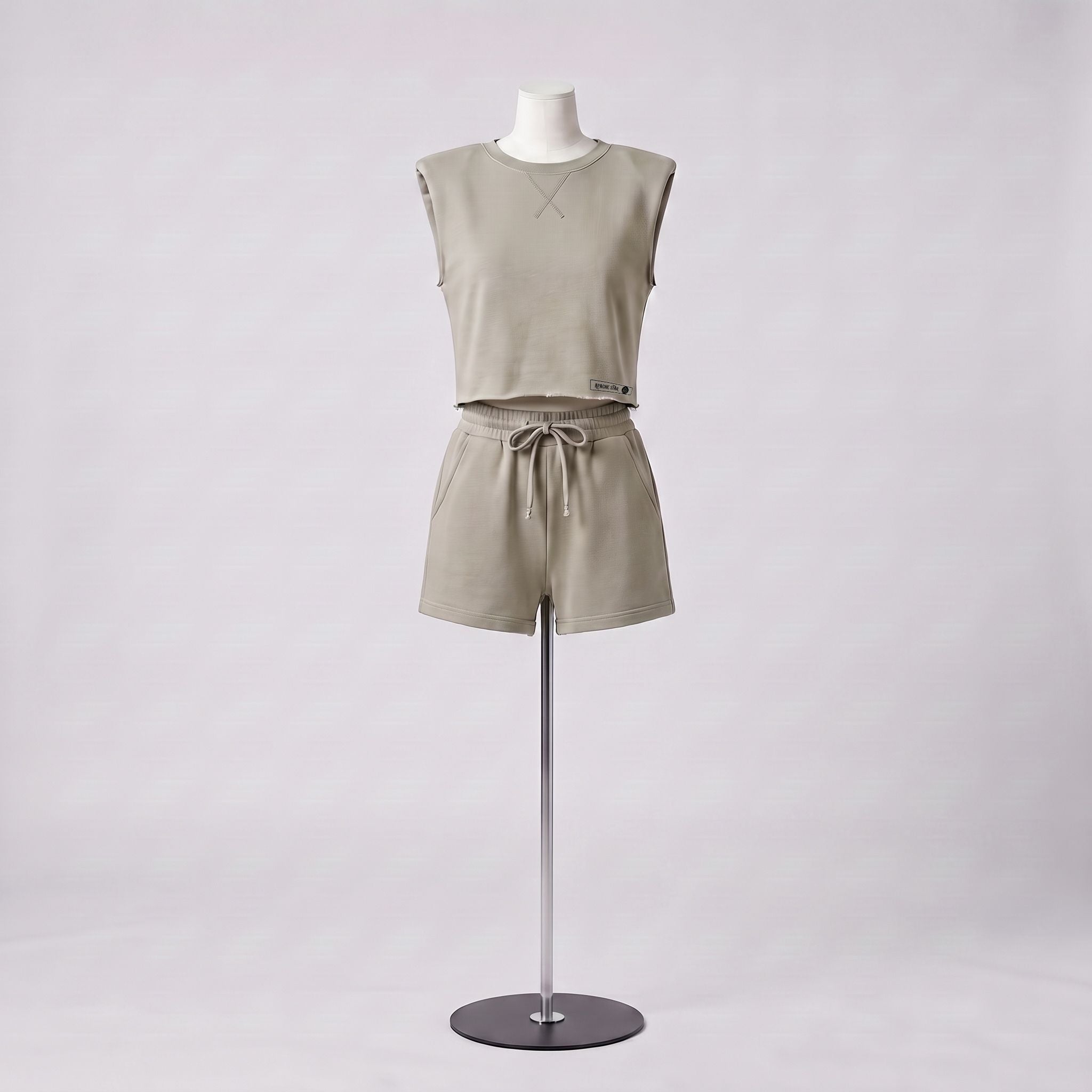APACHE STAR® GLOBETROTTER LA set in Army Green — crop top and shorts, front view